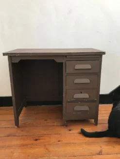 Bureau d’enfant