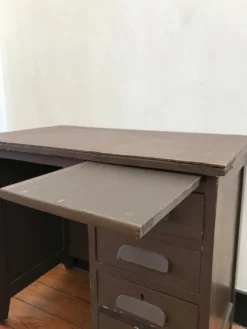 Bureau d’enfant