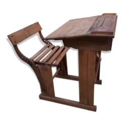 Bureau d'enfant