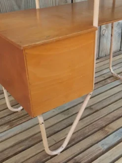 Bureau d'enfant années 