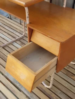 Bureau d'enfant années 