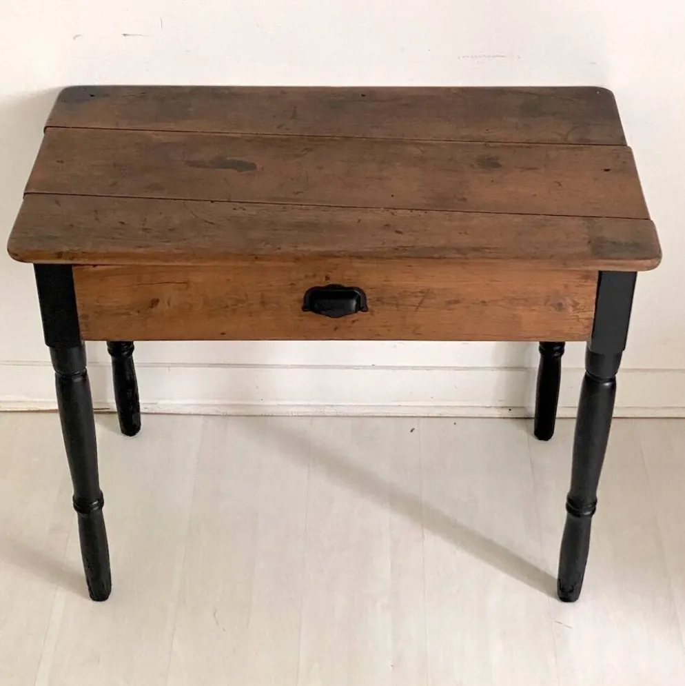 Bureau d'enfant en chêne, XIXème siècle