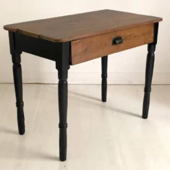 Bureau d'enfant en chêne, XIXème siècle