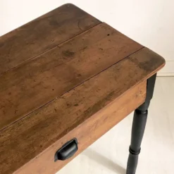 Bureau d'enfant en chêne, XIXème siècle