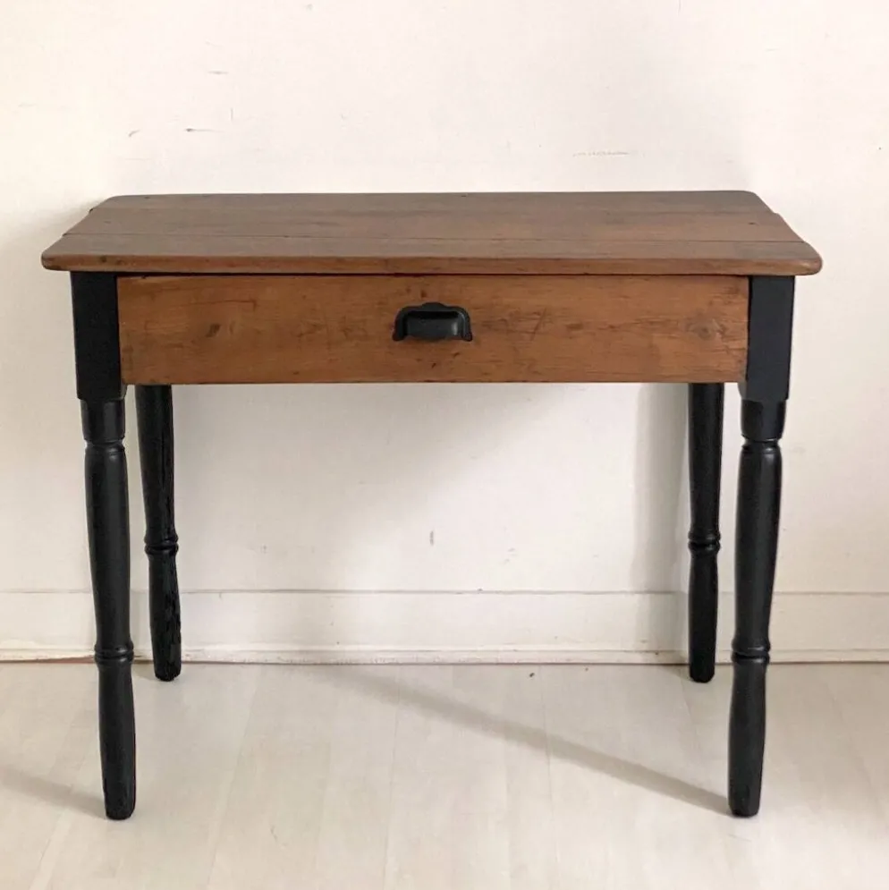 Bureau d'enfant en chêne, XIXème siècle