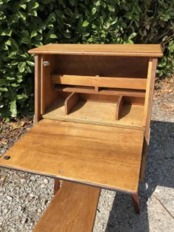 Bureau d’enfant vintage