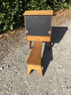 Bureau d’enfant vintage