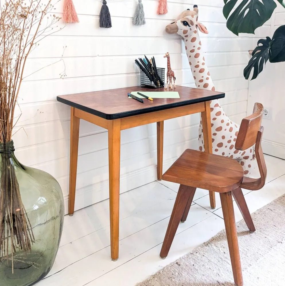 Bureau d'enfant vintage Mid-Century en bois table d'écolier rétro pour cham