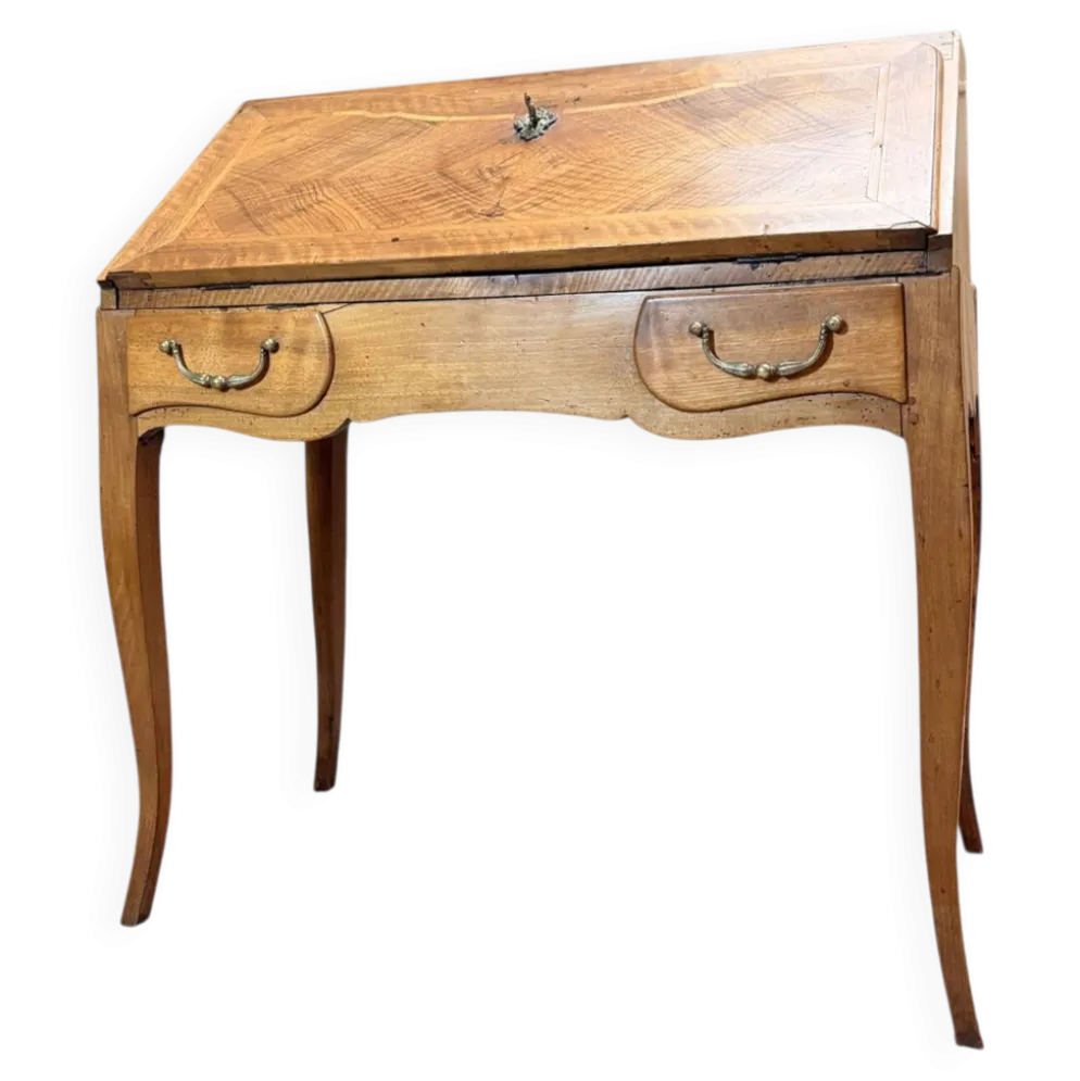 BUREAU DE PENTE EN NOYER D’ÉPOQUE LOUIS XV XVIII EME SIÈCLE