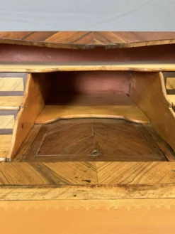 Bureau de pente Louis XV en marqueterie XVIIIème
