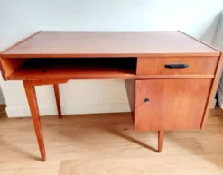 Bureau design vintage 60's