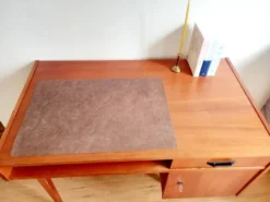 Bureau design vintage 60's