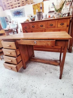 Bureau d'esprit maître d'école en bois massif à caisson - 1950