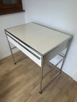 Bureau, desserte USM Haller en blanc