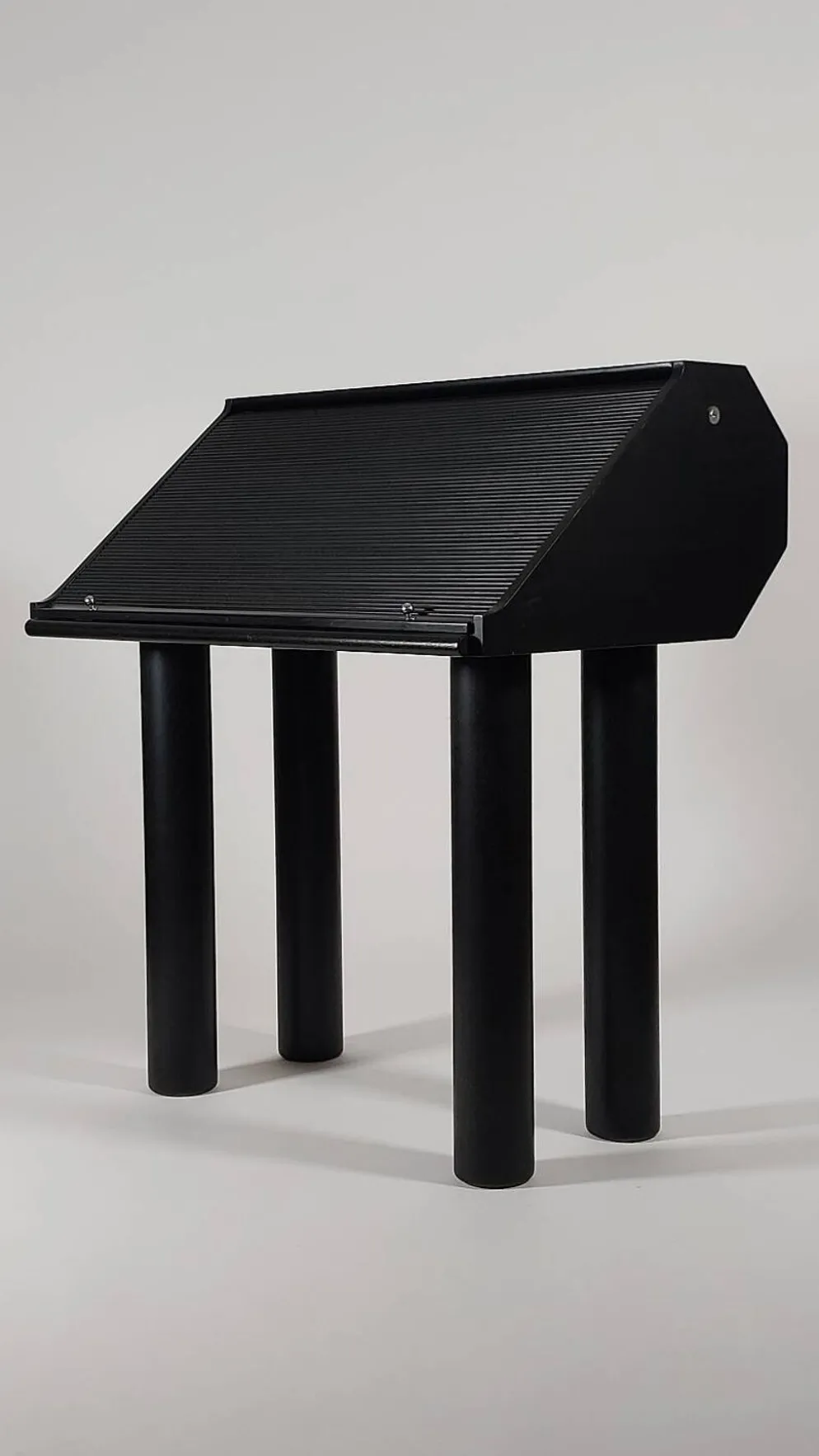 Bureau de style postmoderne rare par Hans Eichenberger pour Kollektion Röthli