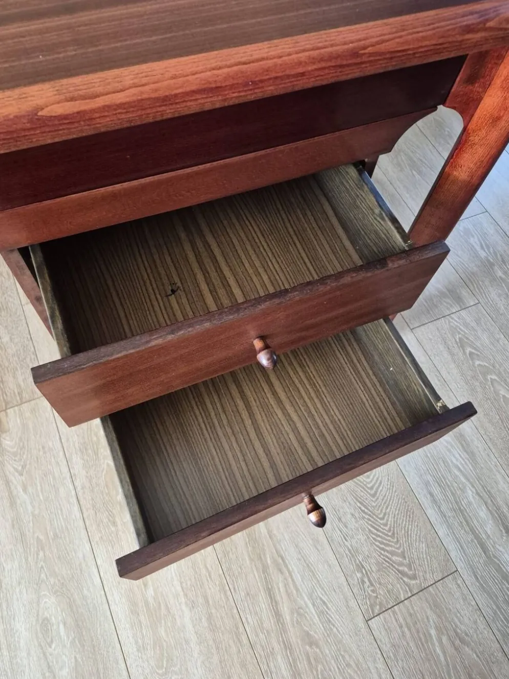 Bureau de style scandinave vintage