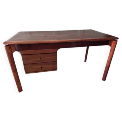 Bureau de style scandinave vintage