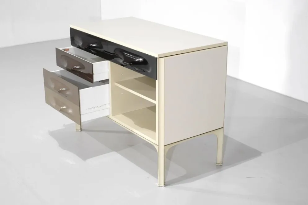 Bureau " DF2000 " conçu par Raymond Loewy pour Doubinsky Frères, France