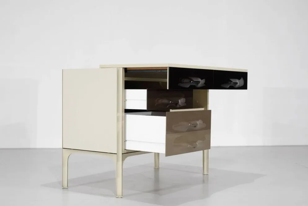 Bureau " DF2000 " conçu par Raymond Loewy pour Doubinsky Frères, France
