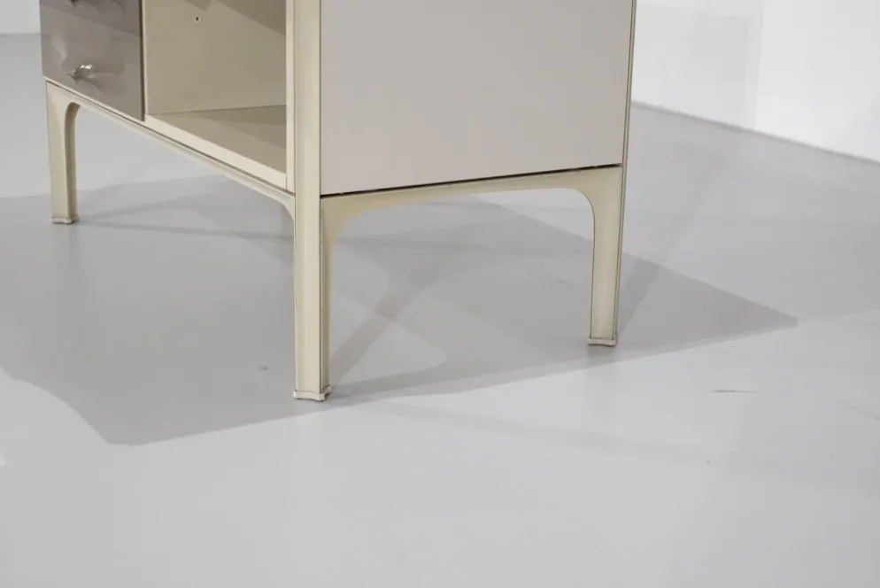 Bureau " DF2000 " conçu par Raymond Loewy pour Doubinsky Frères, France