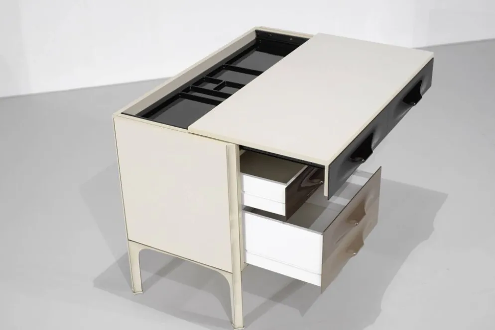 Bureau " DF2000 " conçu par Raymond Loewy pour Doubinsky Frères, France