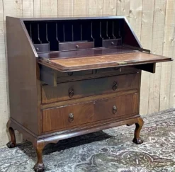 Bureau dos d'âne en anglais en acajou des années 1930