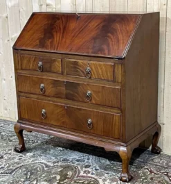 Bureau dos d'âne en anglais en acajou des années 1930