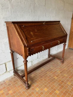 Bureau dos d'âne en chêne - Années 1950