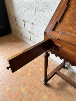 Bureau dos d'âne en chêne - Années 1950