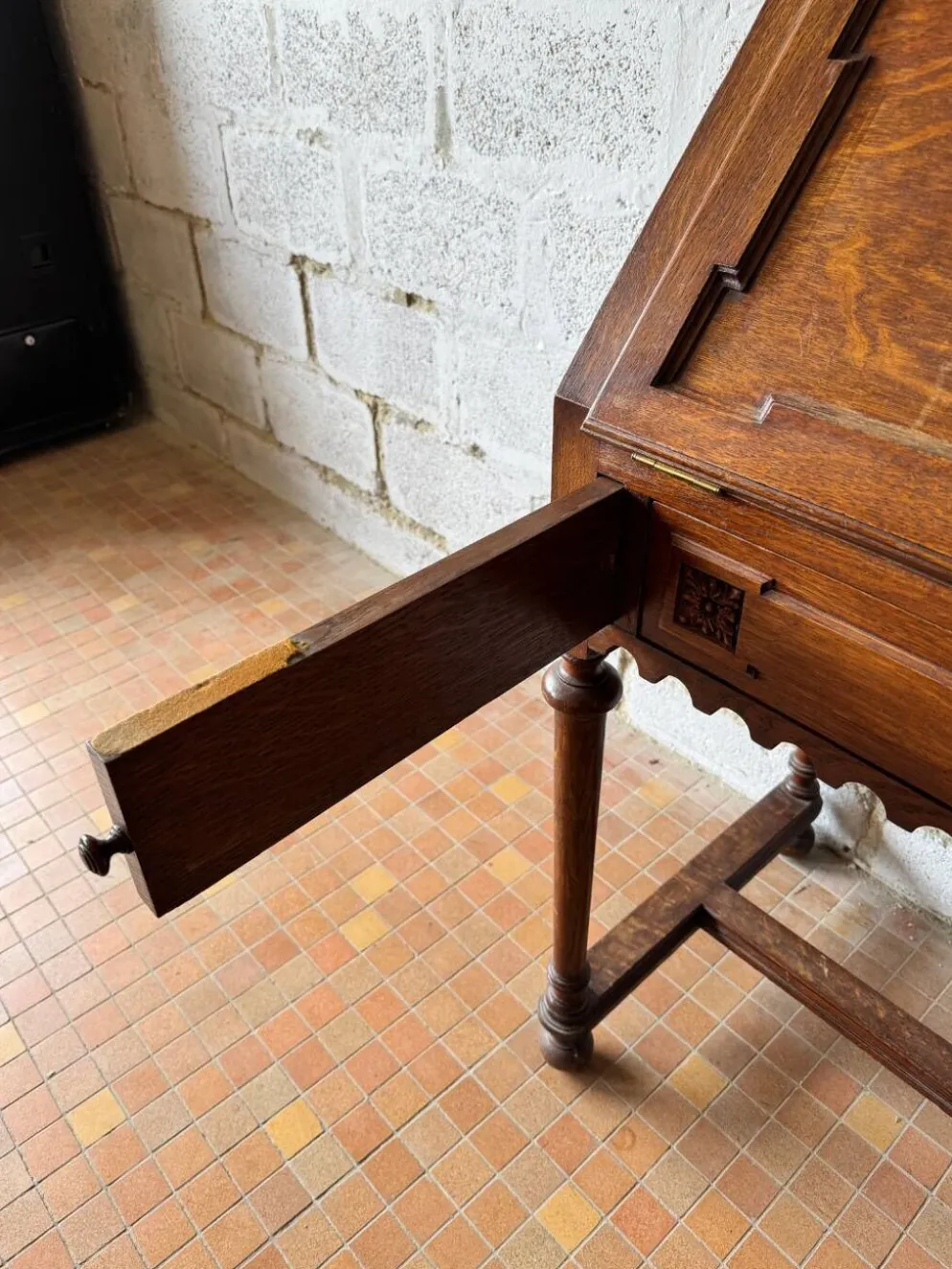 Bureau dos d'âne en chêne - Années 1950