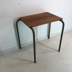 Bureau d’étudiant années 50
