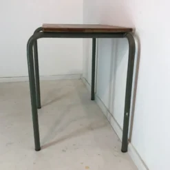 Bureau d’étudiant années 50