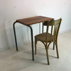 Bureau d’étudiant années 50