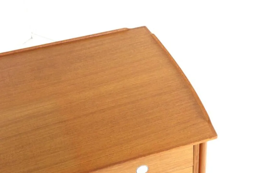 Bureau Dyrlund en teck de design danois moderne du milieu du siècle