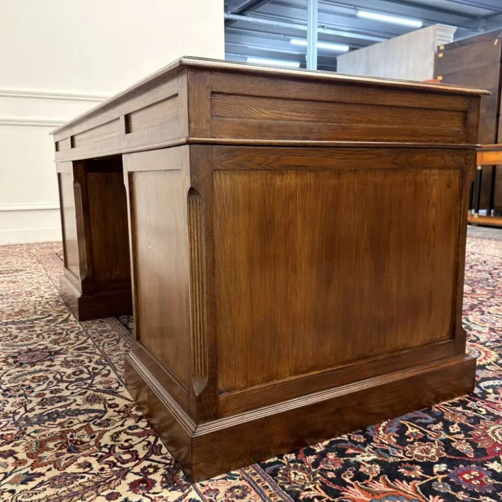 Bureau Eichholtz classique anglais
