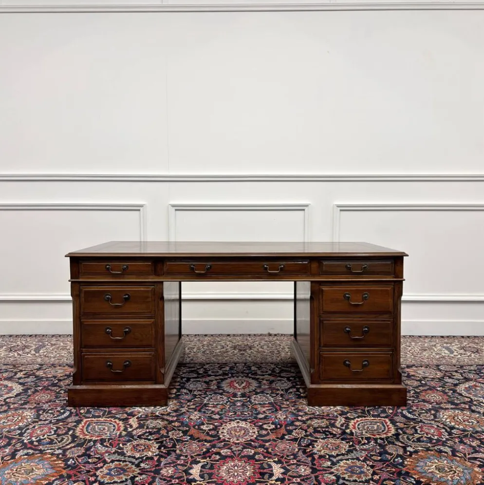 Bureau Eichholtz classique anglais