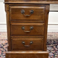 Bureau Eichholtz classique anglais