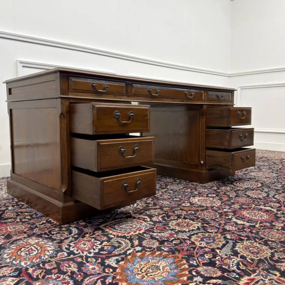 Bureau Eichholtz classique anglais