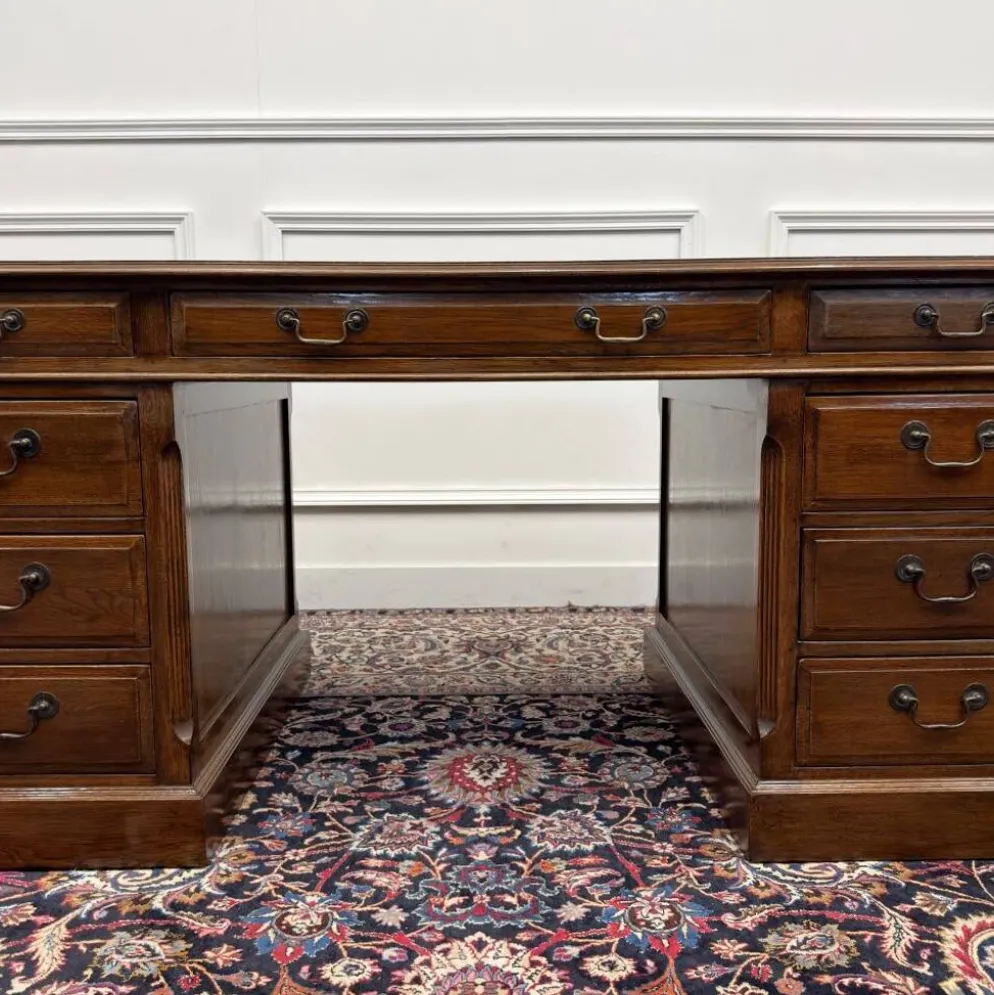 Bureau Eichholtz classique anglais