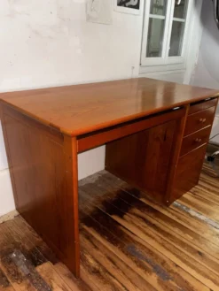 Bureau en bois