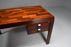 Bureau en bois de rose par Jean Gillon pour Italma. Brésil, années 1970.