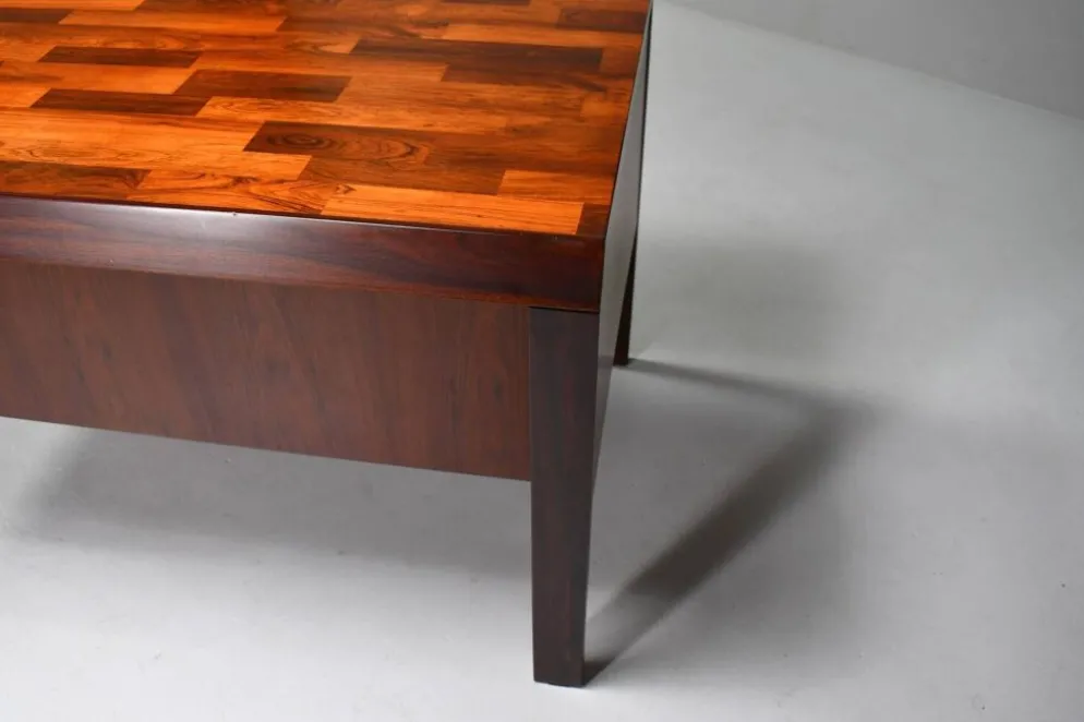 Bureau en bois de rose par Jean Gillon pour Italma. Brésil, années 1970.