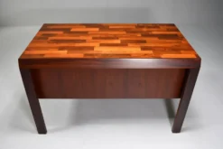 Bureau en bois de rose par Jean Gillon pour Italma. Brésil, années 1970.