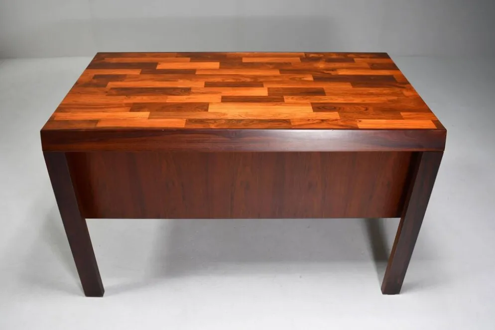 Bureau en bois de rose par Jean Gillon pour Italma. Brésil, années 1970.