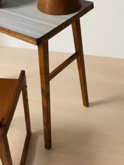 Bureau en bois du milieu du 20e siècle, 90 × 49 × 73 cm