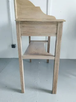 Bureau en chêne clair