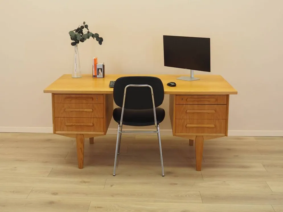 Bureau en chêne, design danois, années 1960, designer : Henning Kjærnulf