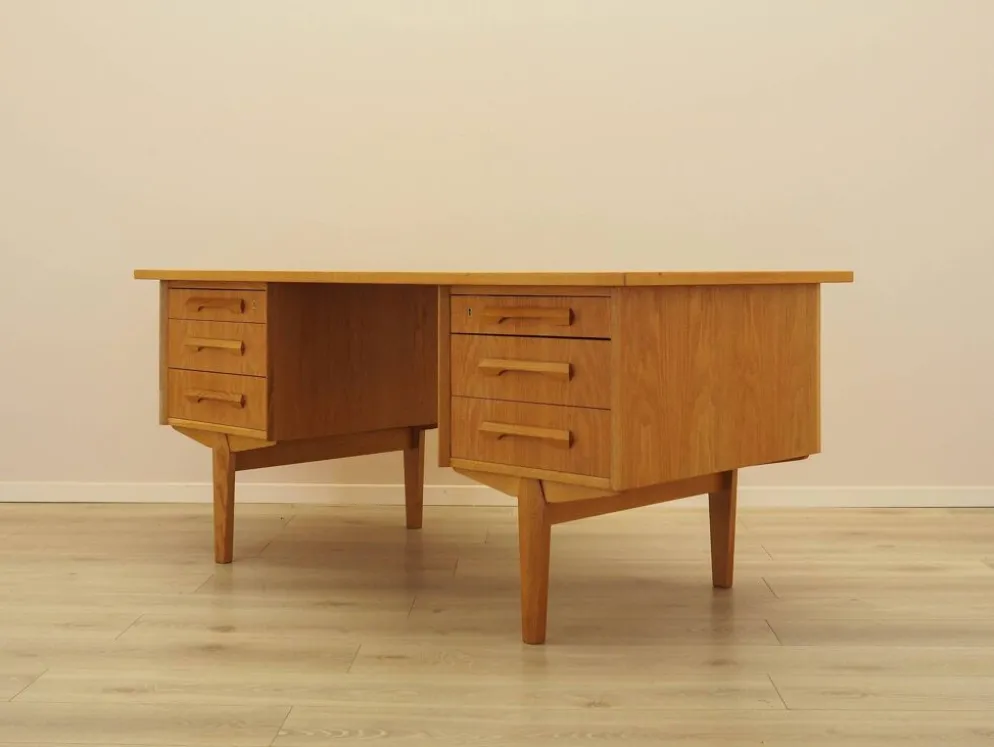 Bureau en chêne, design danois, années 1960, designer : Henning Kjærnulf