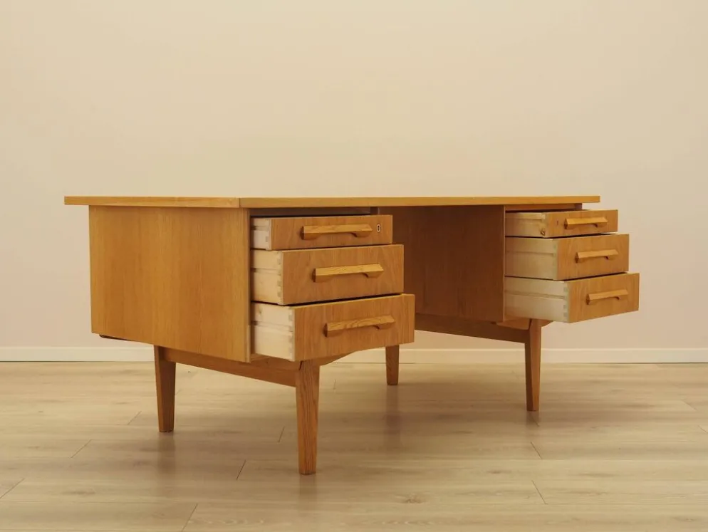 Bureau en chêne, design danois, années 1960, designer : Henning Kjærnulf