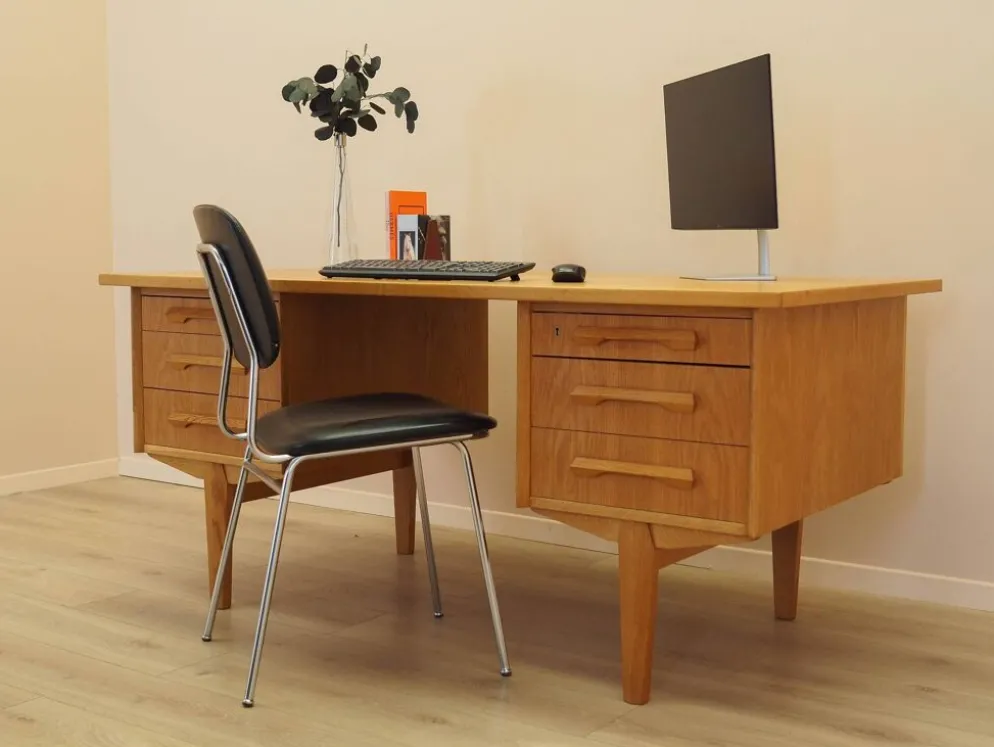 Bureau en chêne, design danois, années 1960, designer : Henning Kjærnulf
